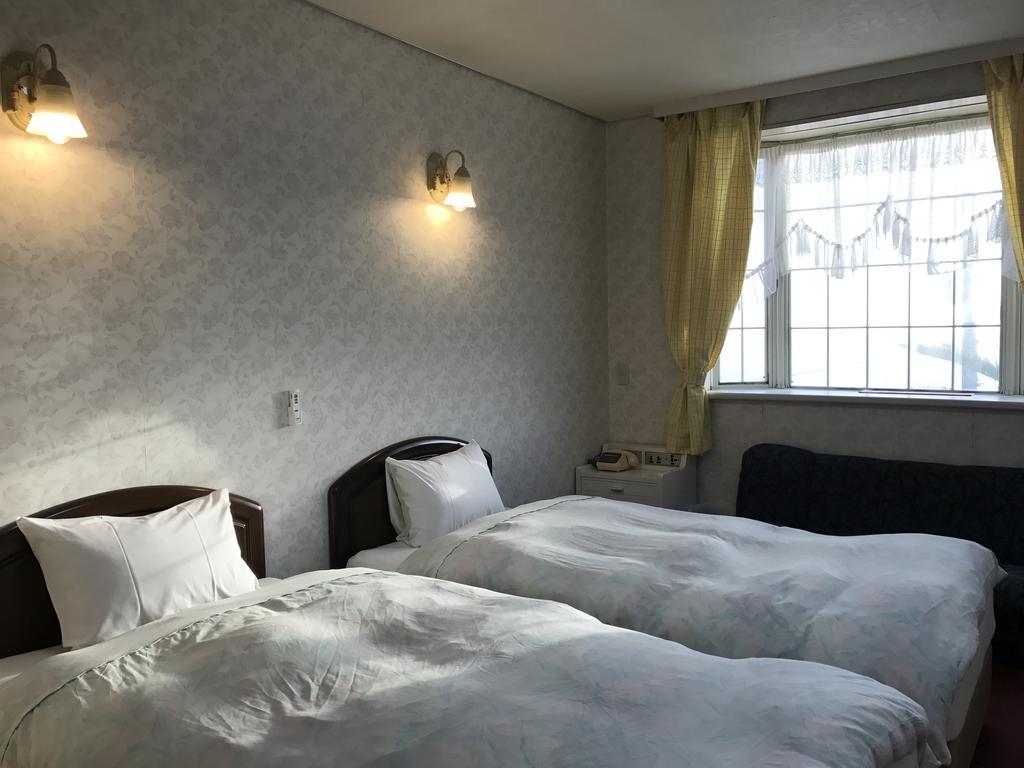 ペンション百万本のバラ "A Million Roses" Hotel Shimoda  Exterior foto