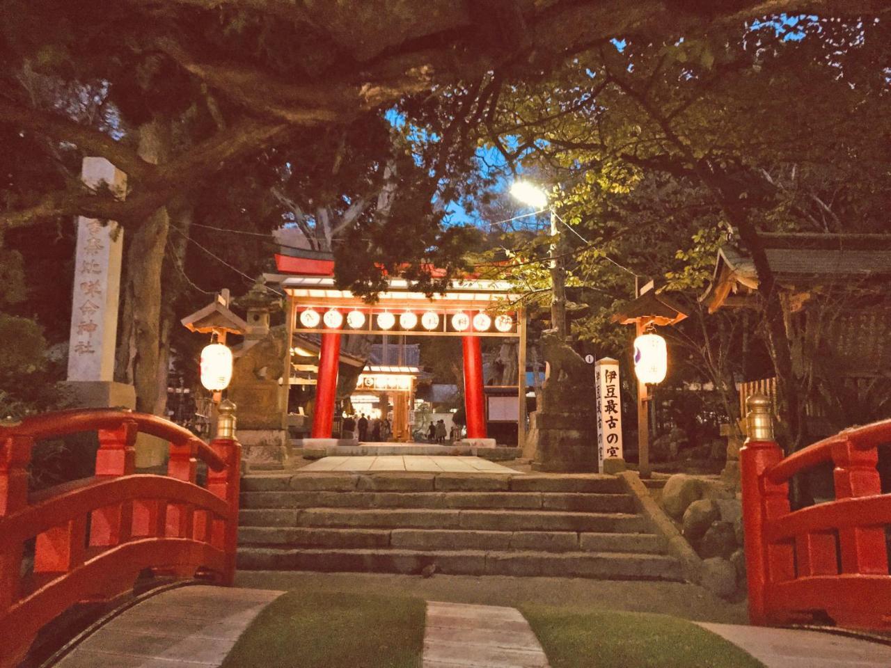 ペンション百万本のバラ "A Million Roses" Hotel Shimoda  Exterior foto