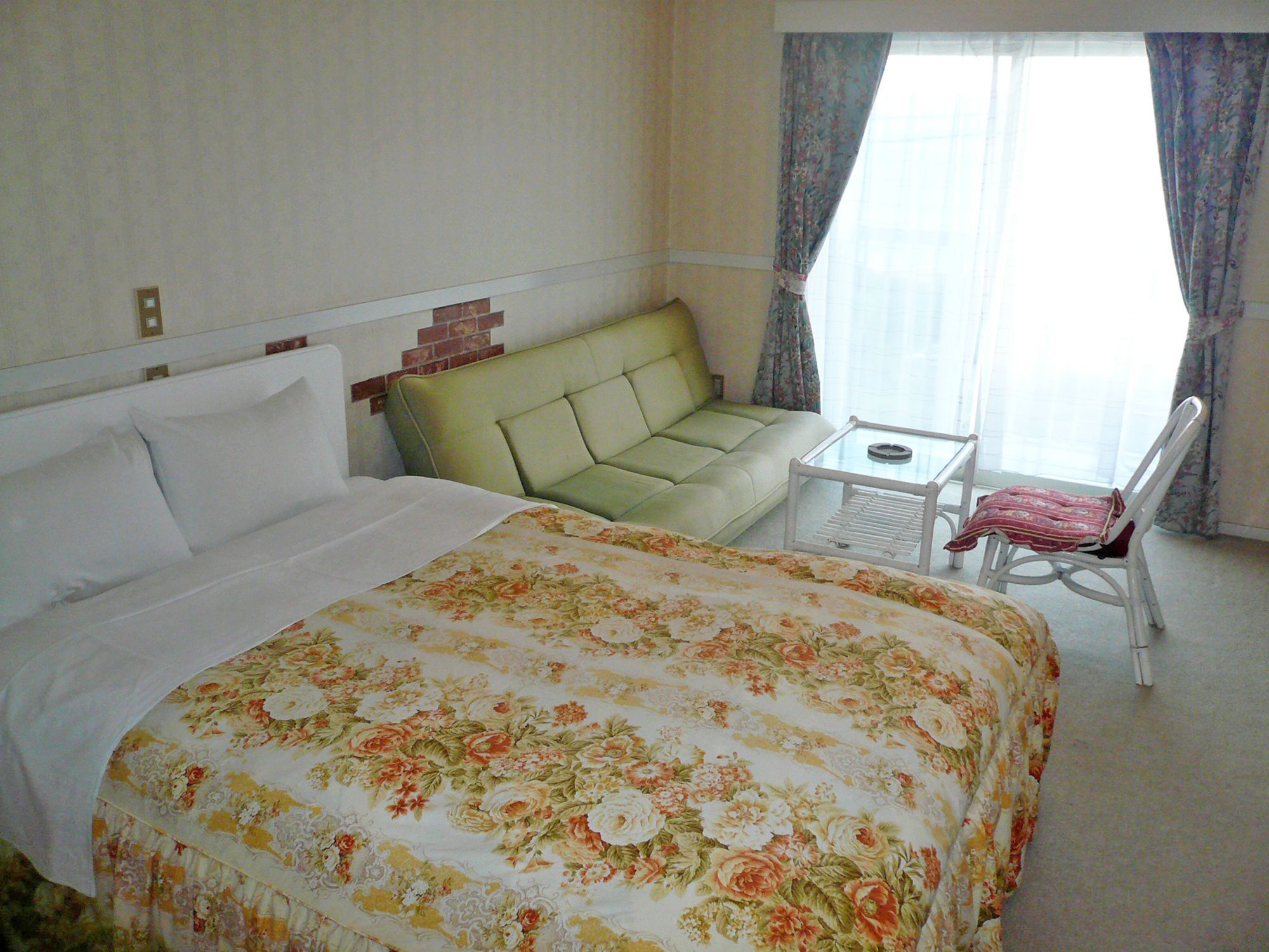 ペンション百万本のバラ "A Million Roses" Hotel Shimoda  Exterior foto