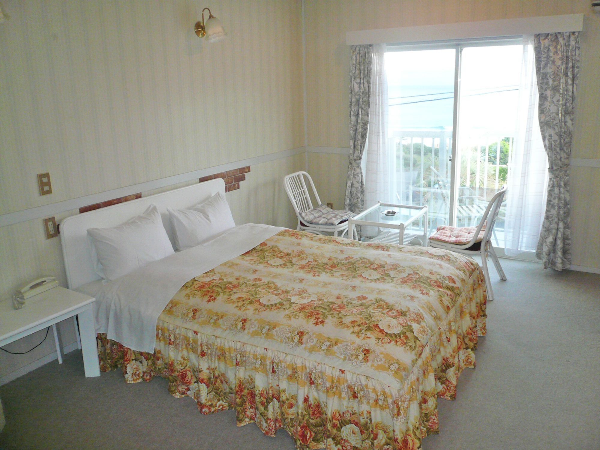 ペンション百万本のバラ "A Million Roses" Hotel Shimoda  Exterior foto